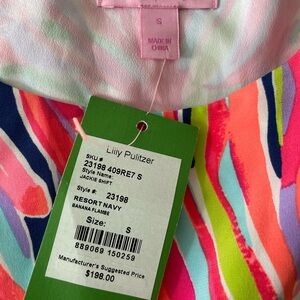 Colorful lily Pulitzer dress. Knee length/ boat neck